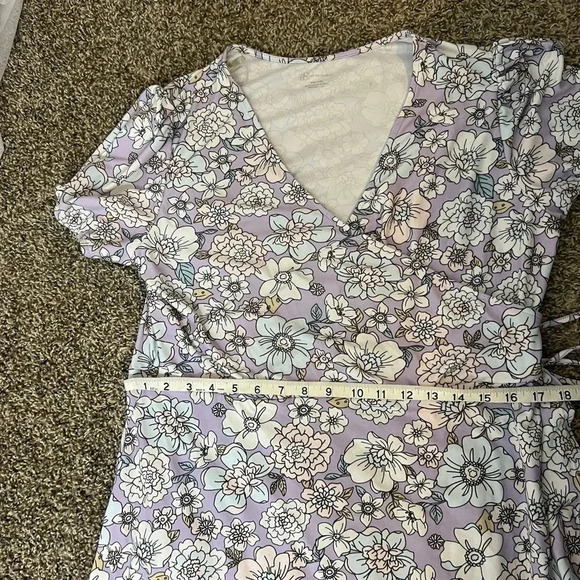 No Boundaries White and Purple Faux wrap Flutter Sleeve Knee-Length Sundress xxl - Picture 11 of 14